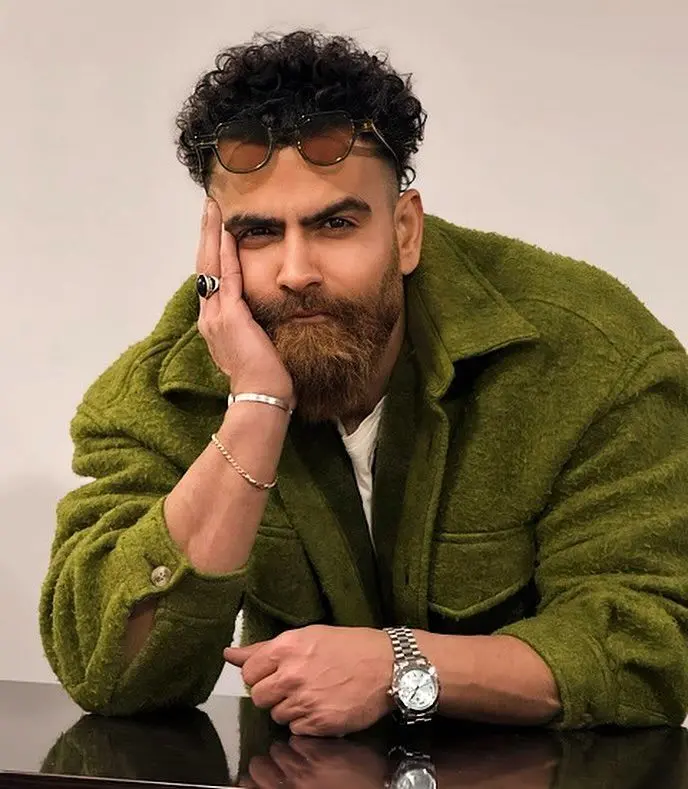معین زد